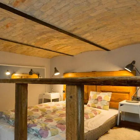 Apartment Deluxe Twin Studio In Kazinczy Street